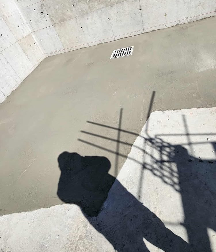 Concrete surface finish
